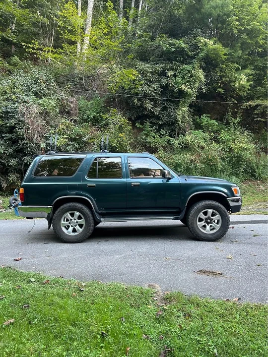 1995 Toyota 4Runner 2nd Gen - Image 5 of 20