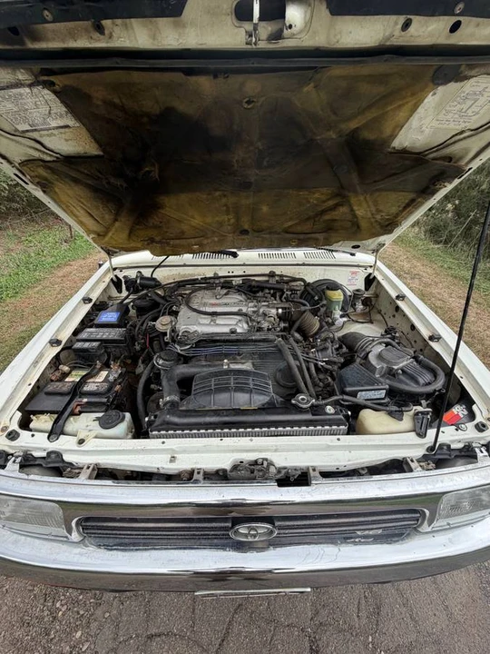 1995 Toyota 4Runner 2nd Gen - Image 12 of 14