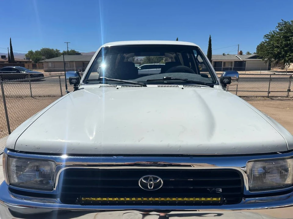 1995 Toyota 4Runner 2nd Gen - Image 3 of 18
