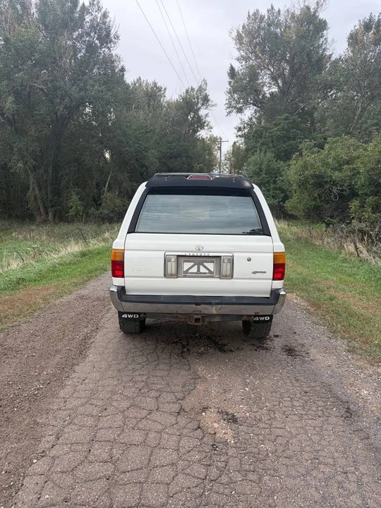 1995 Toyota 4Runner 2nd Gen - Image 6 of 14