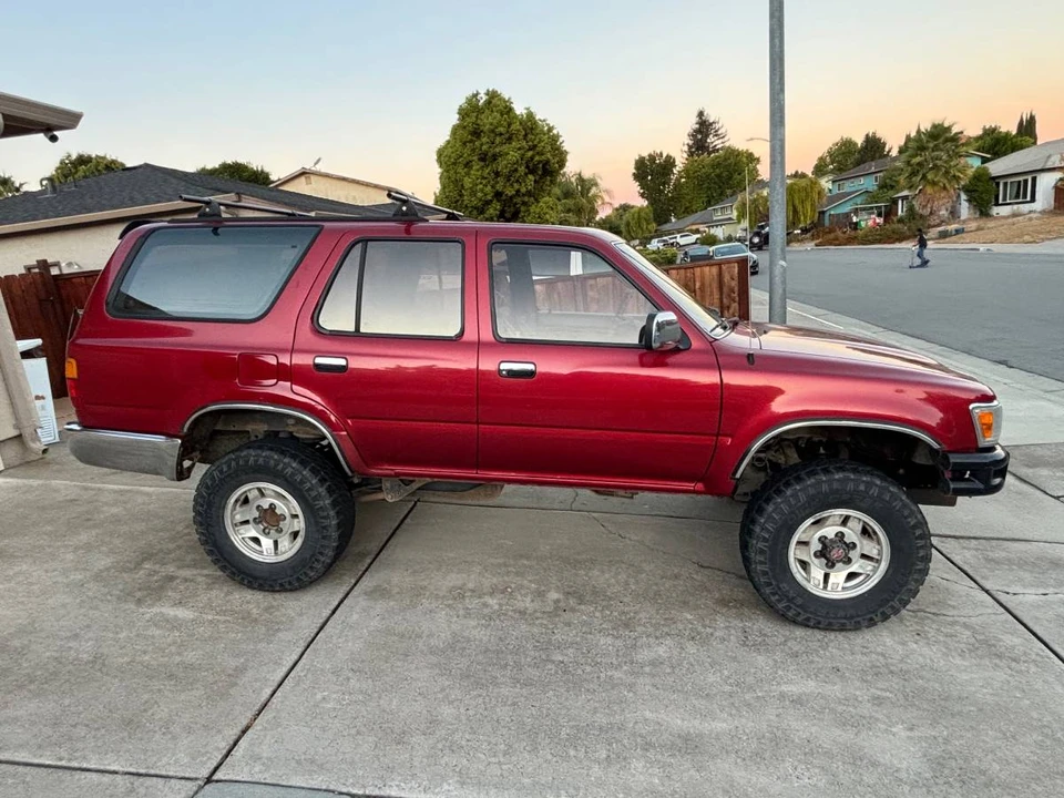 1995 Toyota 4Runner 2nd Gen - Image 5 of 20