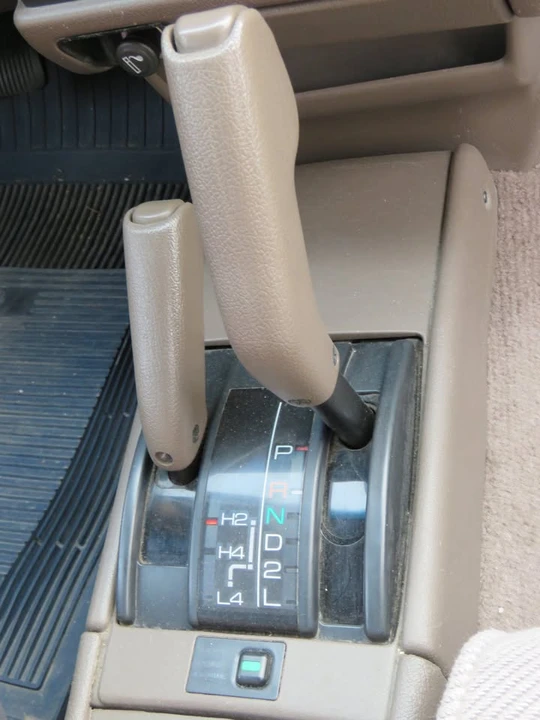 1995 Toyota 4Runner 2nd Gen - Image 8 of 14