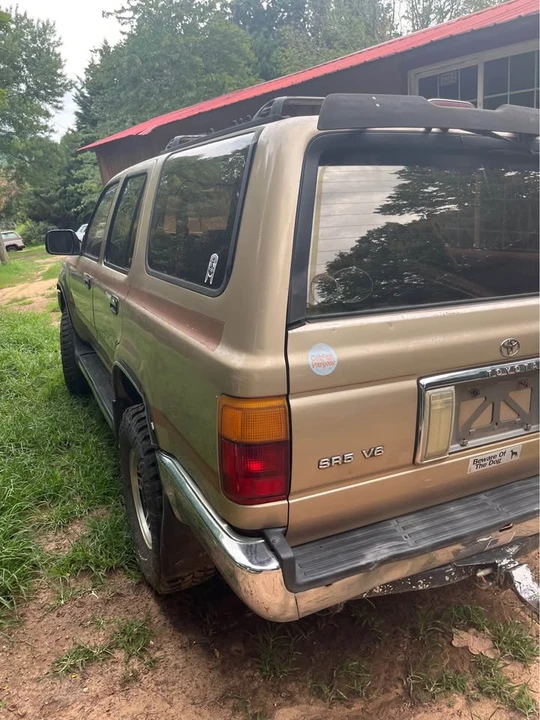 1995 Toyota 4Runner 2nd Gen - Image 4 of 9