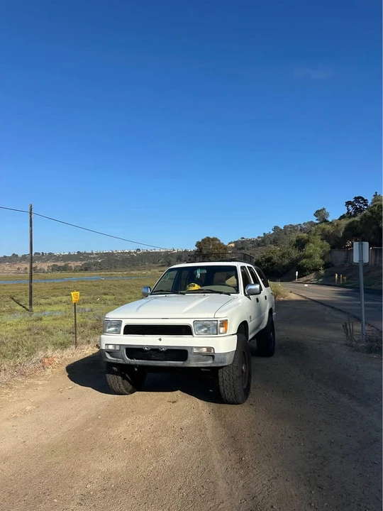 1995 Toyota 4Runner 2nd Gen - Image 2 of 18