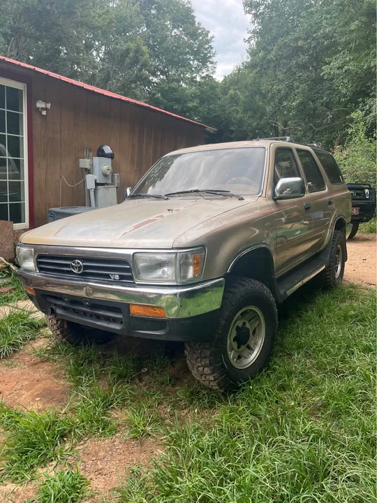 1995 Toyota 4Runner 2nd Gen - Image 2 of 9