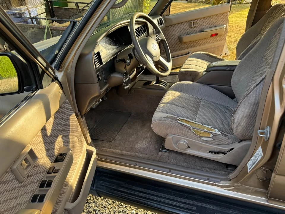 1995 Toyota 4Runner 2nd Gen - Image 10 of 12