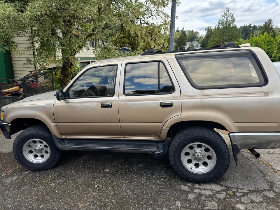1995 Toyota 4Runner 2nd Gen - Image 12 of 12