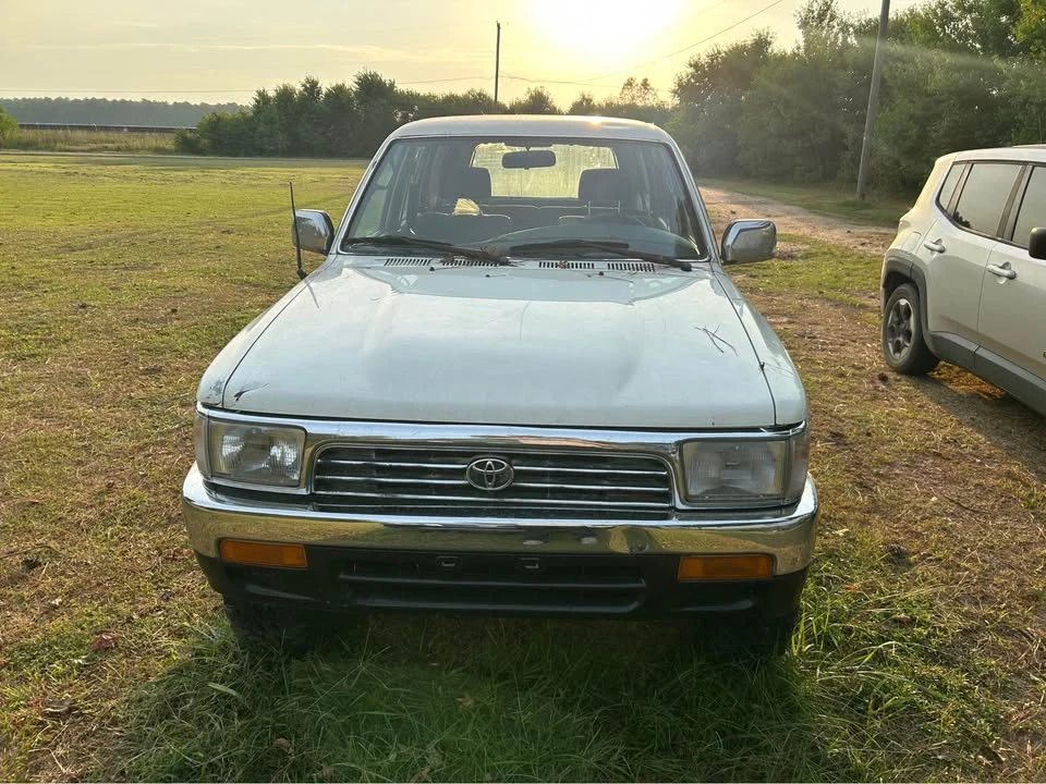 1995 Toyota 4Runner 2nd Gen - Image 2 of 4
