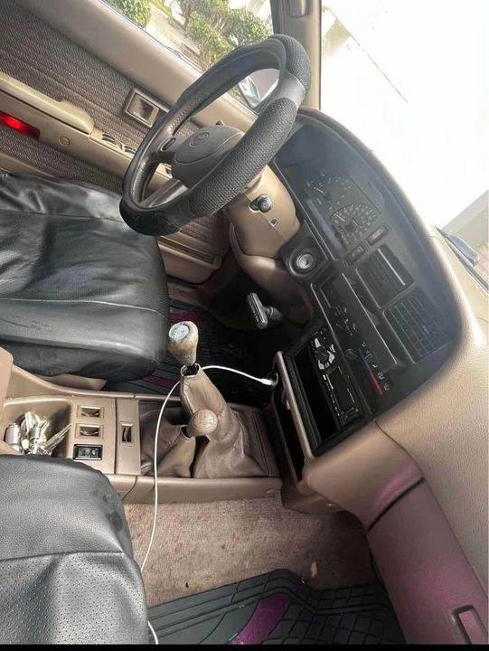 1995 Toyota 4Runner 2nd Gen - Image 2 of 2