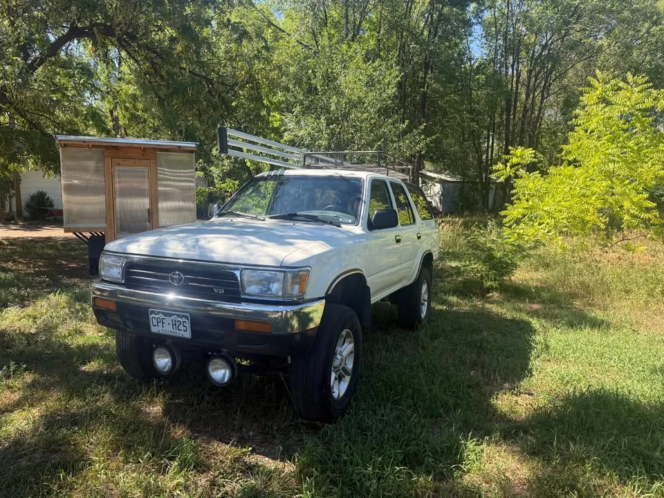 1995 Toyota 4Runner 2nd Gen - Image 2 of 11