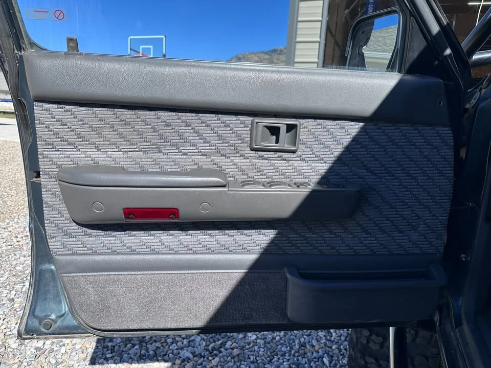 1995 Toyota 4Runner 2nd Gen - Image 11 of 18