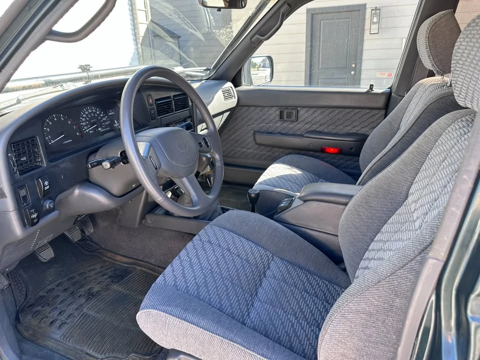 1995 Toyota 4Runner 2nd Gen - Image 7 of 18