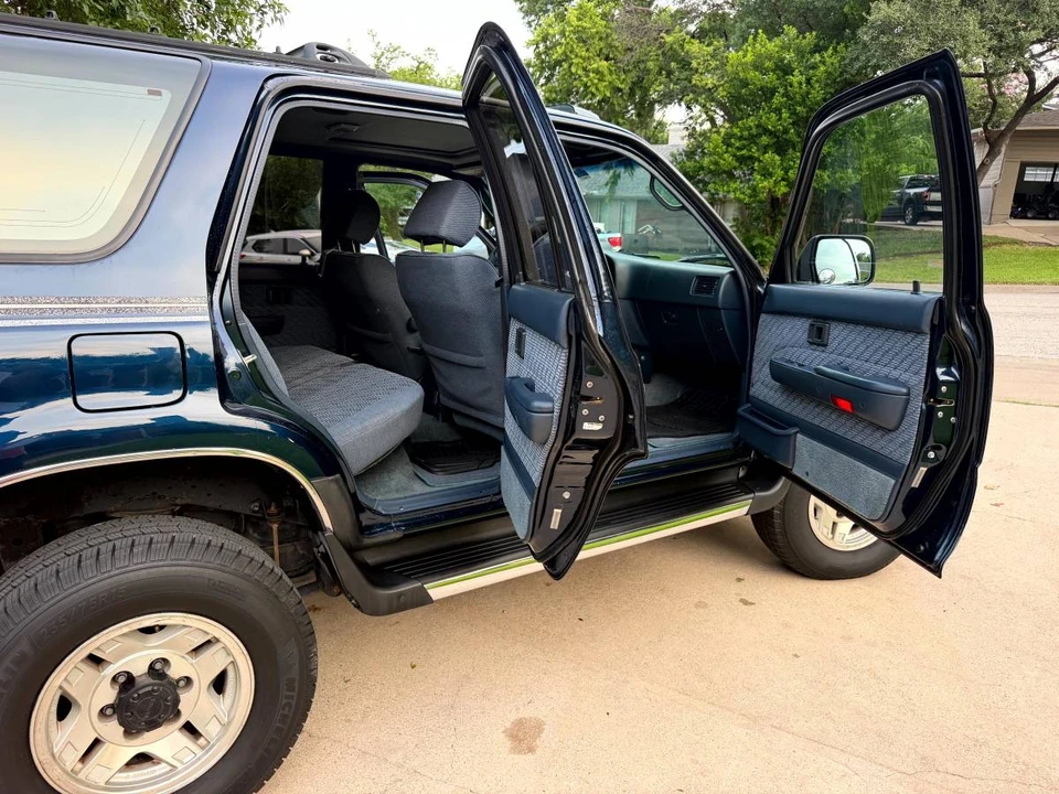 1995 Toyota 4Runner 2nd Gen - Image 12 of 24