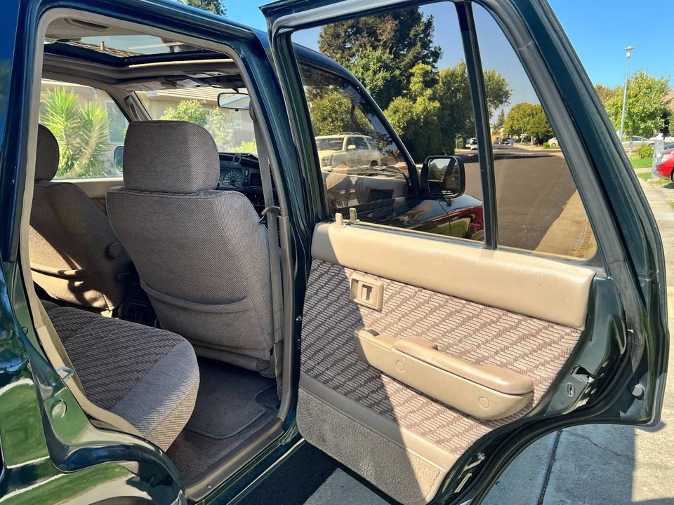 1995 Toyota 4Runner 2nd Gen - Image 16 of 24