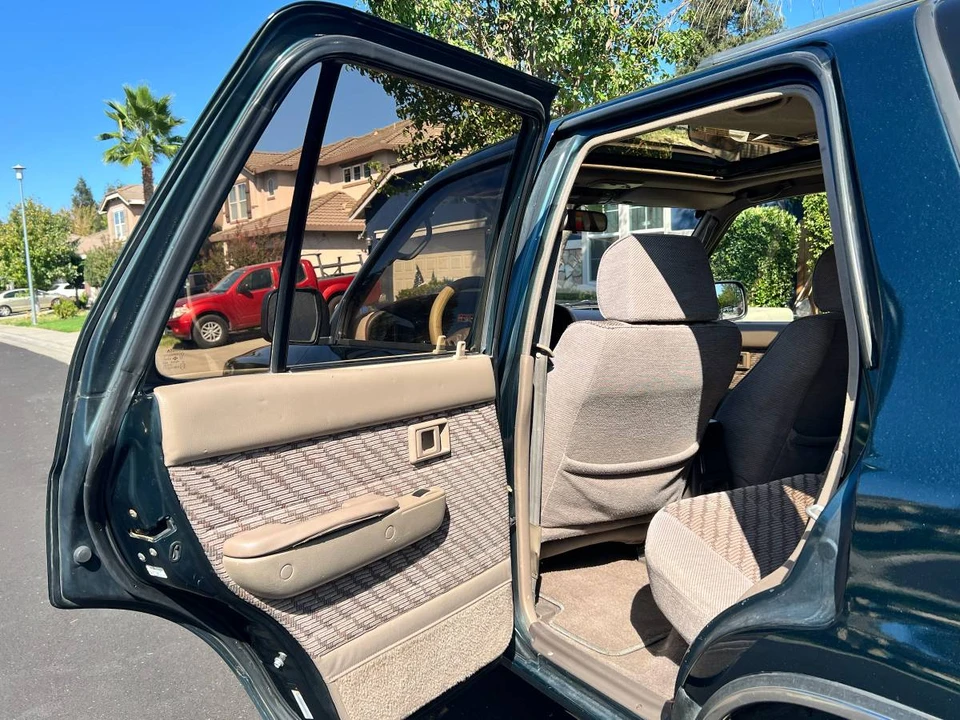 1995 Toyota 4Runner 2nd Gen - Image 17 of 24