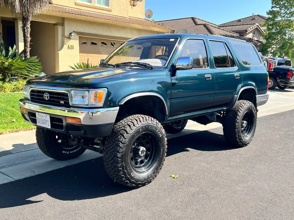 1995 Toyota 4Runner 2nd Gen - Image 2 of 24