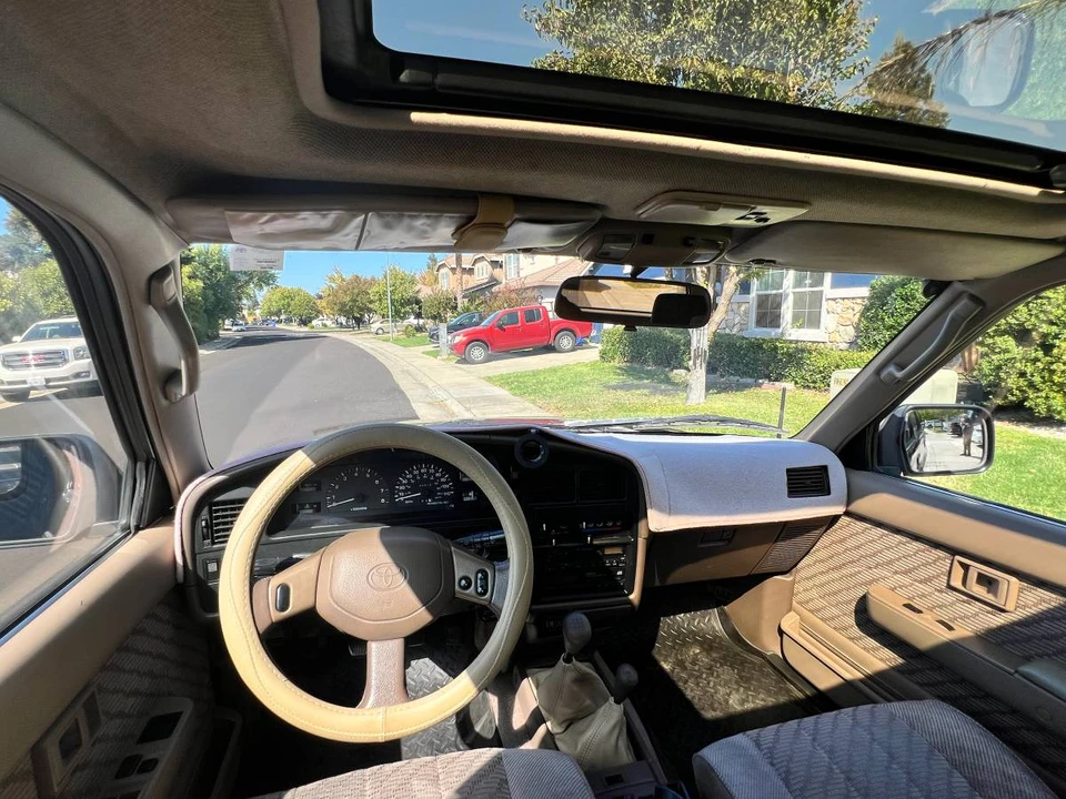 1995 Toyota 4Runner 2nd Gen - Image 22 of 24