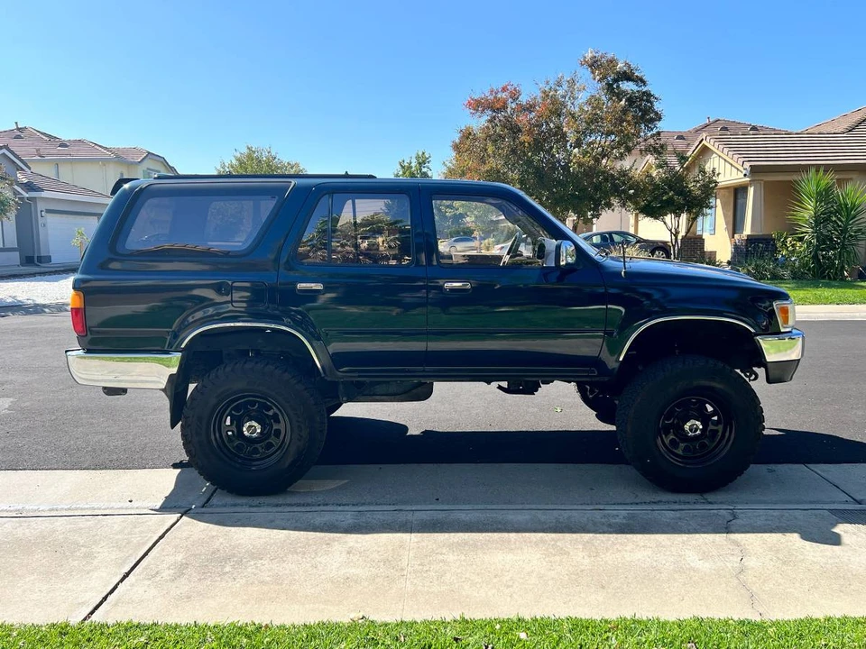1995 Toyota 4Runner 2nd Gen - Image 7 of 24