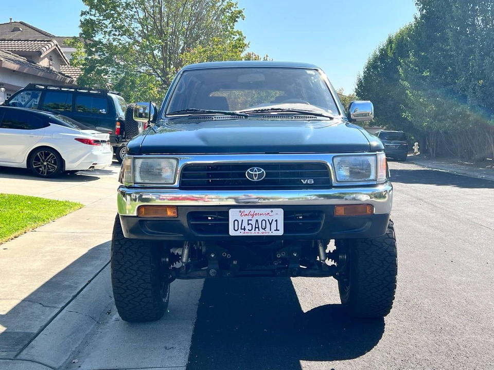 1995 Toyota 4Runner 2nd Gen - Image 10 of 24