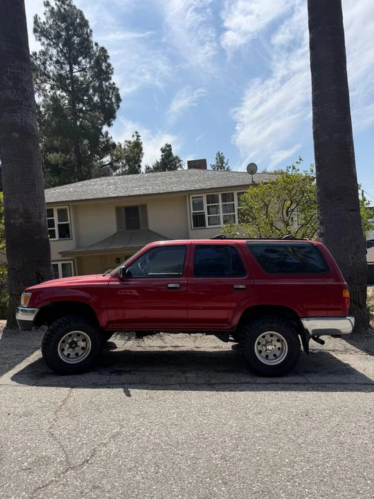 1995 Toyota 4Runner 2nd Gen - Image 5 of 20