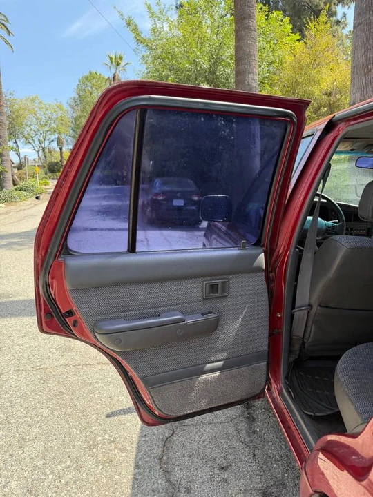 1995 Toyota 4Runner 2nd Gen - Image 16 of 20