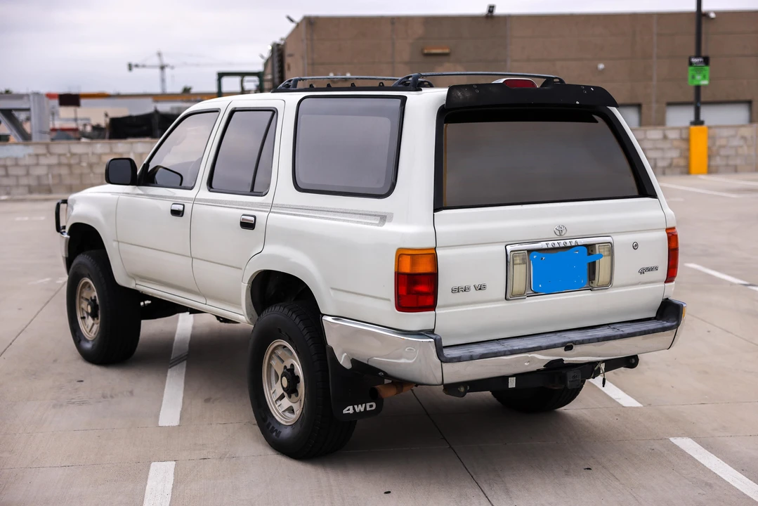 1995 Toyota 4Runner 2nd Gen - Image 10 of 31
