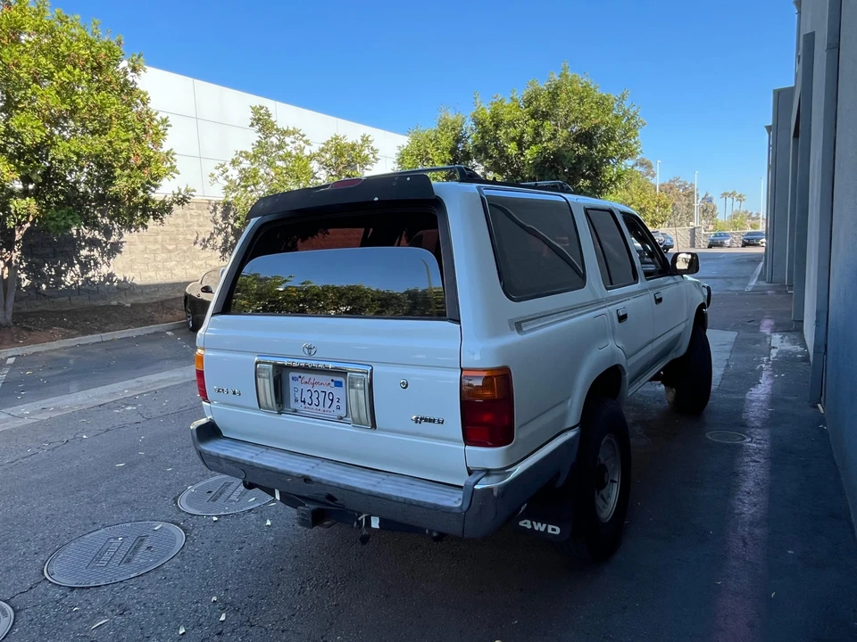 1995 Toyota 4Runner 2nd Gen - Image 12 of 31