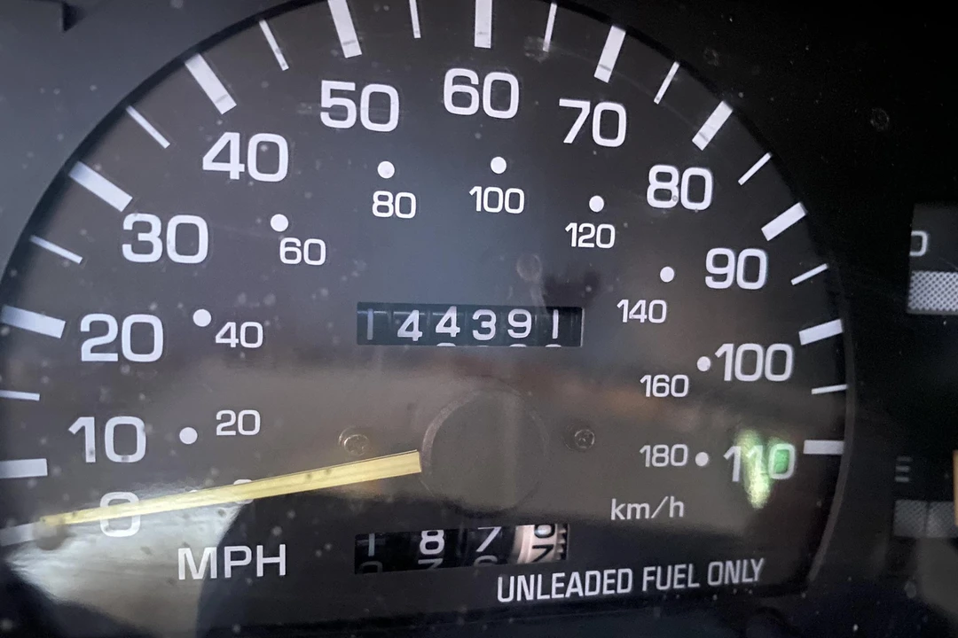 1995 Toyota 4Runner 2nd Gen - Image 20 of 31
