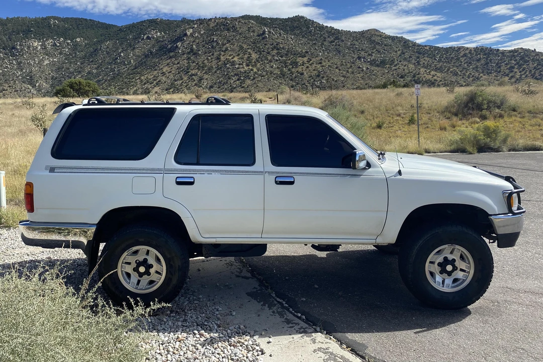 1995 Toyota 4Runner 2nd Gen - Image 3 of 31
