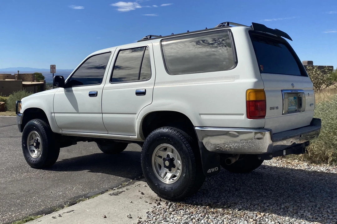 1995 Toyota 4Runner 2nd Gen - Image 4 of 31