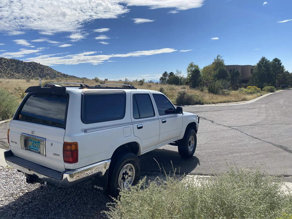 1995 Toyota 4Runner 2nd Gen - Image 11 of 31