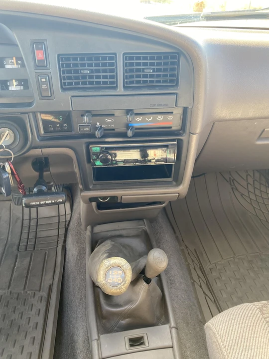 1995 Toyota 4Runner 2nd Gen - Image 29 of 31