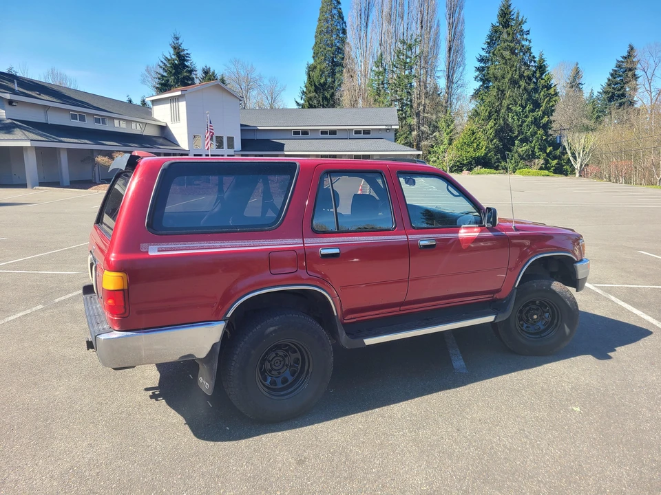 1995 Toyota 4Runner 2nd Gen - Image 25 of 31