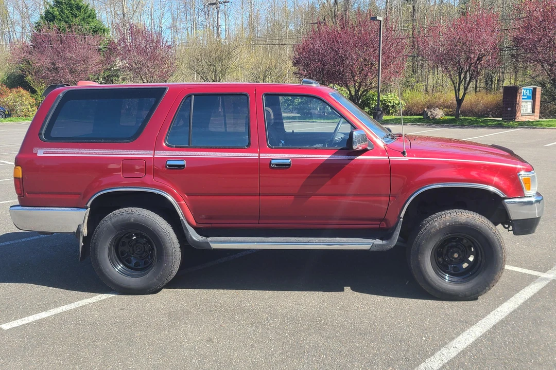 1995 Toyota 4Runner 2nd Gen - Image 3 of 31