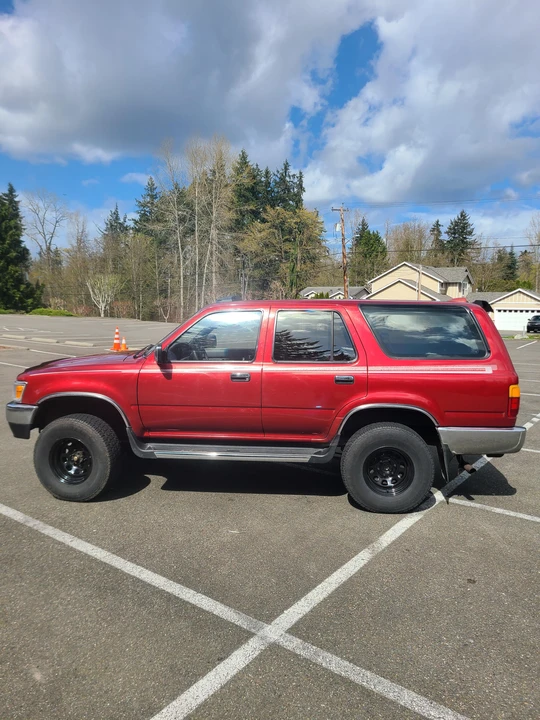 1995 Toyota 4Runner 2nd Gen - Image 13 of 31