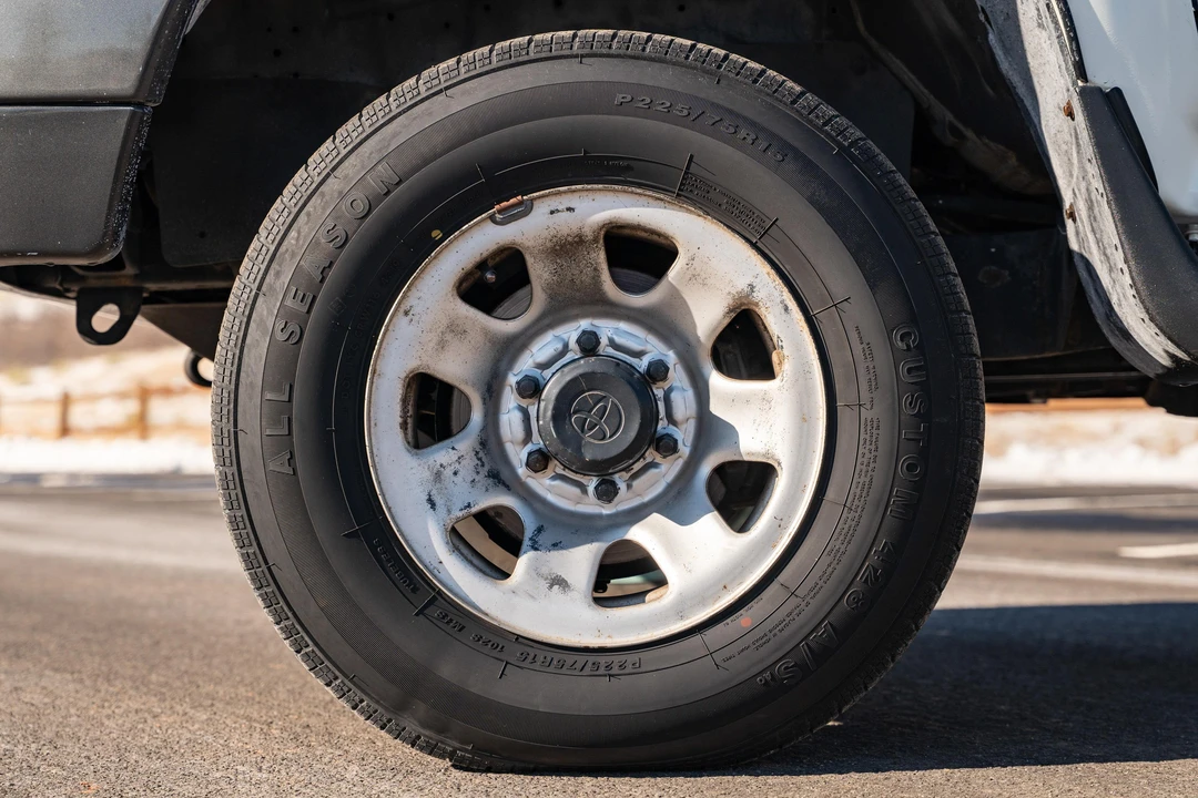 1995 Toyota 4Runner 2nd Gen - Image 14 of 31