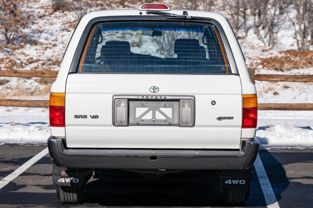 1995 Toyota 4Runner 2nd Gen - Image 5 of 31