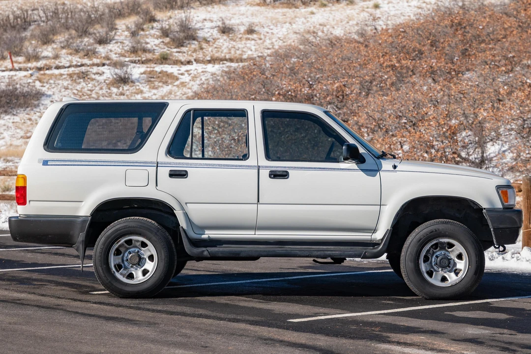 1995 Toyota 4Runner 2nd Gen - Image 3 of 31