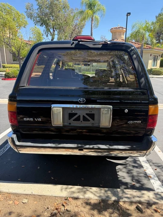 1995 Toyota 4Runner 2nd Gen - Image 5 of 11