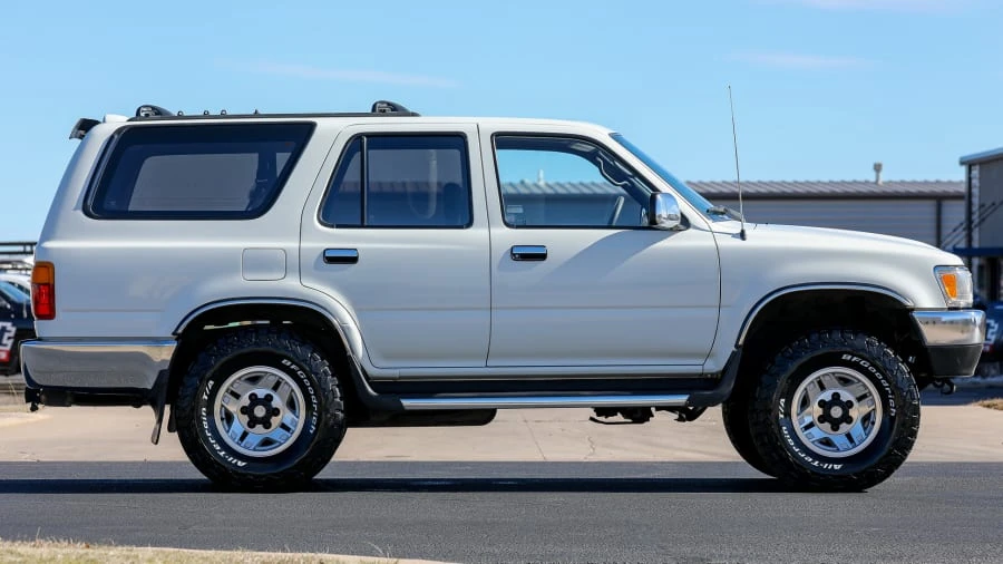1995 Toyota 4Runner 2nd Gen - Image 2 of 29