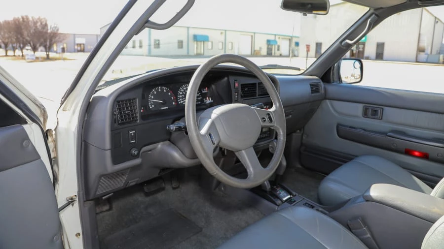 1995 Toyota 4Runner 2nd Gen - Image 4 of 29