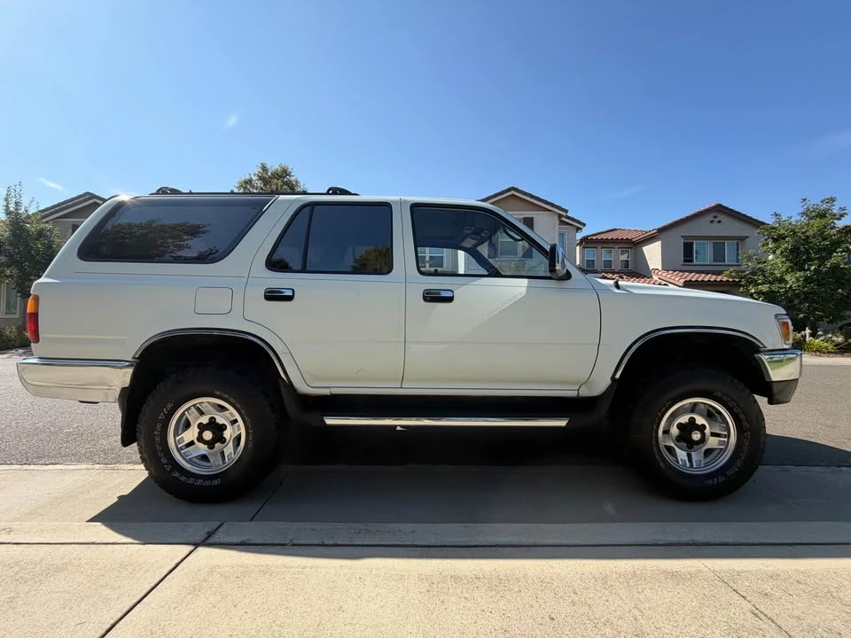 1995 Toyota 4Runner 2nd Gen - Image 6 of 8