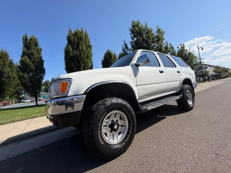 1995 Toyota 4Runner 2nd Gen - Image 2 of 8
