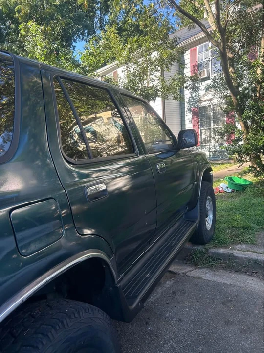1995 Toyota 4Runner 2nd Gen - Image 5 of 12