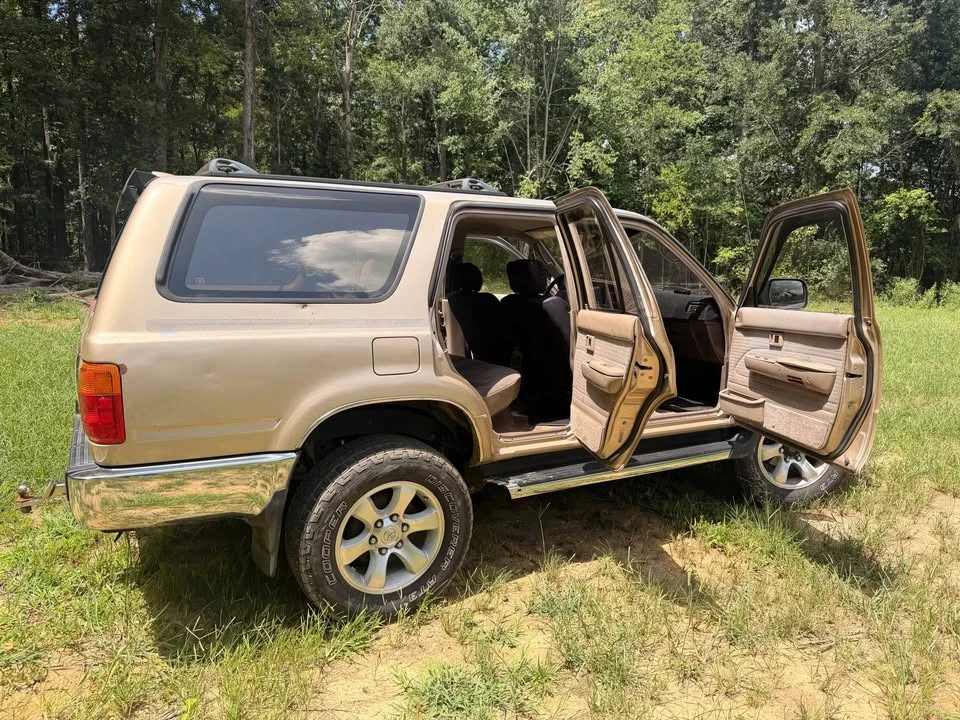 1995 Toyota 4Runner 2nd Gen - Image 8 of 8