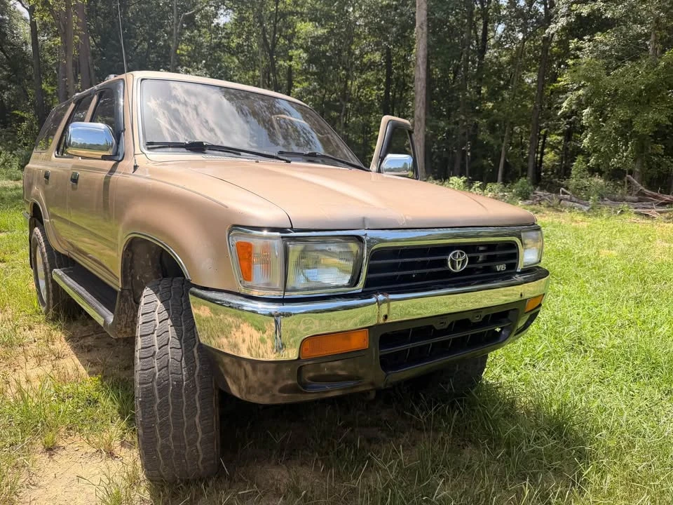 1995 Toyota 4Runner 2nd Gen - Image 4 of 8