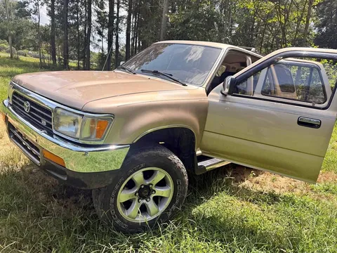 1995 Toyota 4Runner SR5 Sport Utility 2D