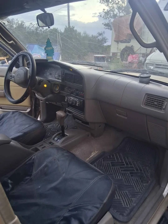 1995 Toyota 4Runner 2nd Gen - Image 8 of 19