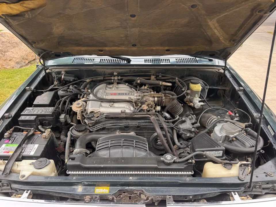 1995 Toyota 4Runner 2nd Gen - Image 10 of 16