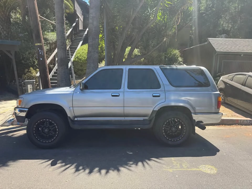 1995 Toyota 4Runner 2nd Gen - Image 4 of 8